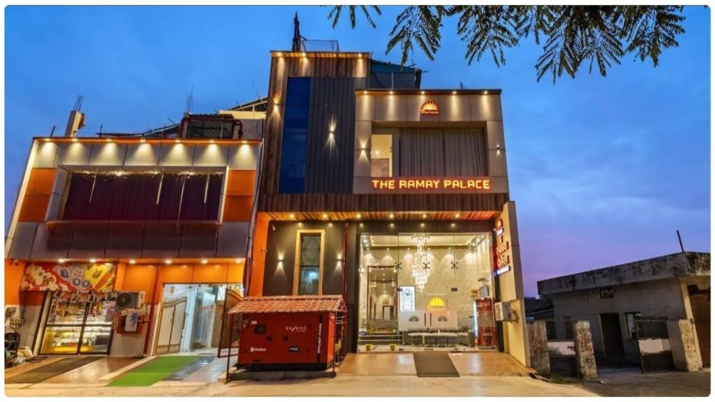 Hotel The Ramay Palace