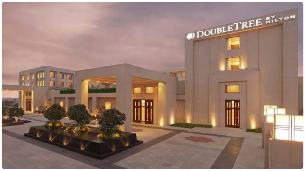 DoubleTree by Hilton Hotel, Agra